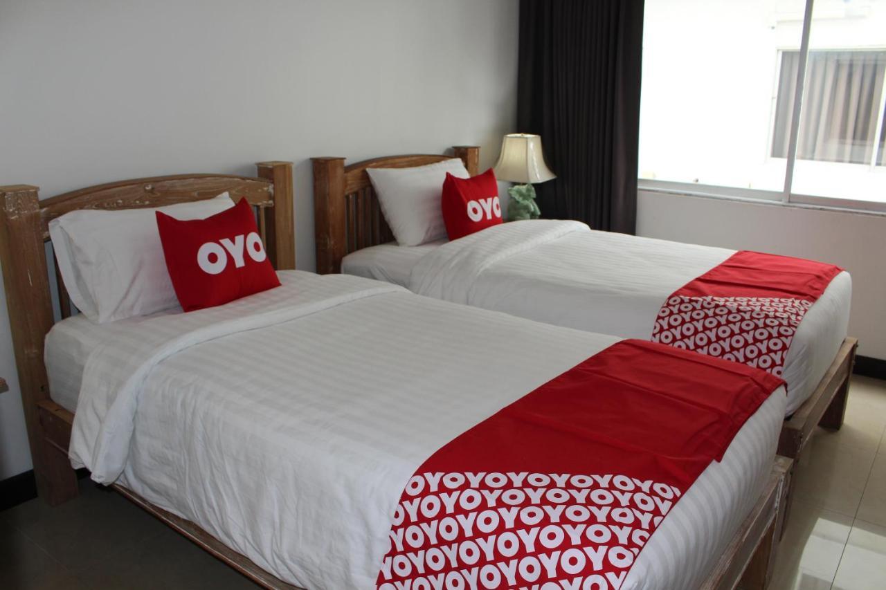 Oyo 75409 Premium The Family Hotel Chiang Mai Extérieur photo